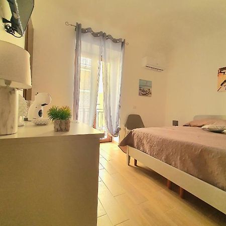 La Casa Di Serafina Santo Stefano di Camastra Exteriör bild